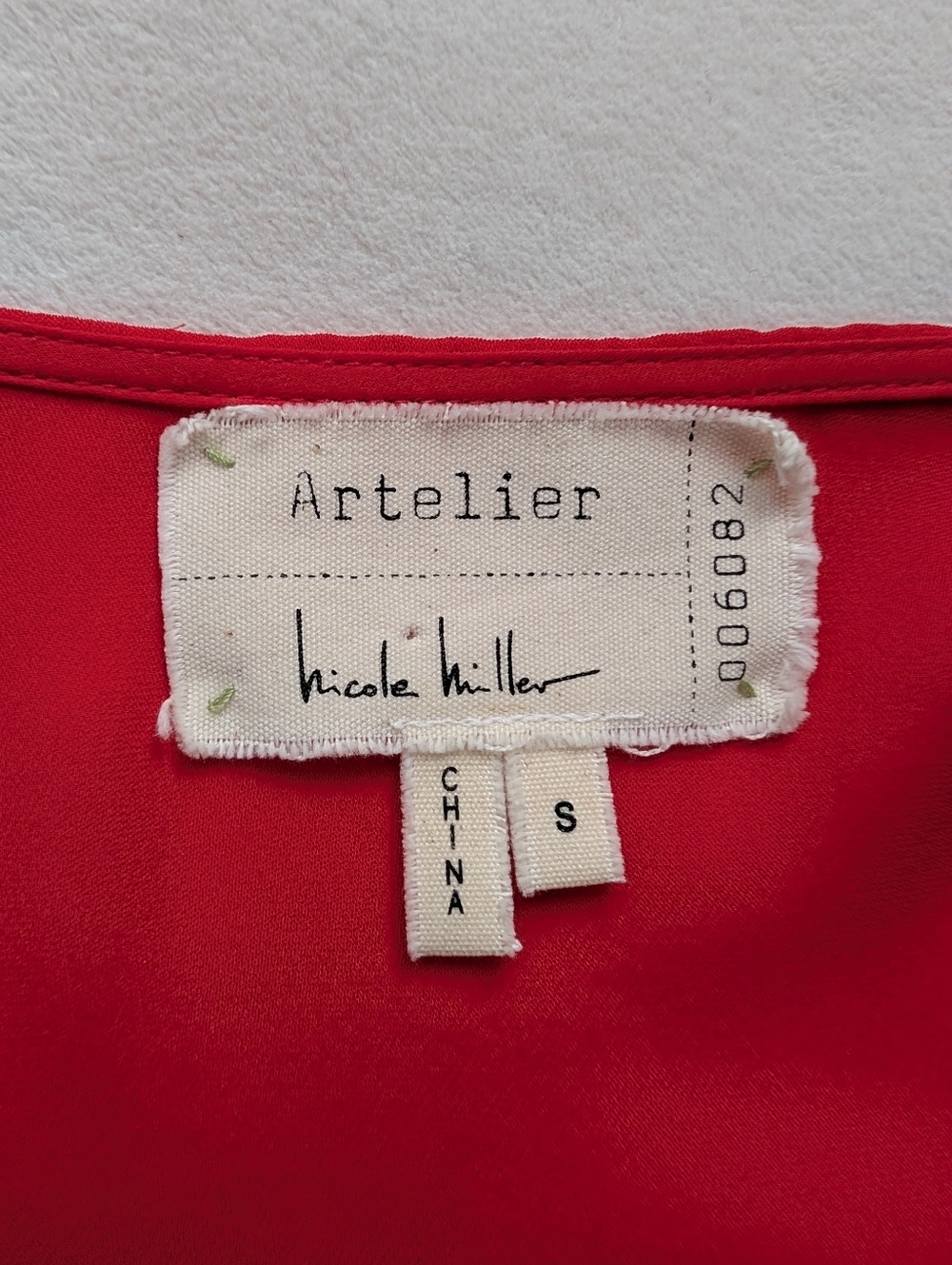 Red Ruffle-Sleeve Tie-Back Blouse - Picture 15 of 16